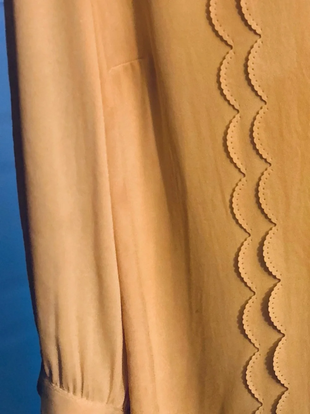 Anthropologie Meadow Rue Vivian Scalloped Pintuck Blouse Mustard 6 - Picture 5 of 6